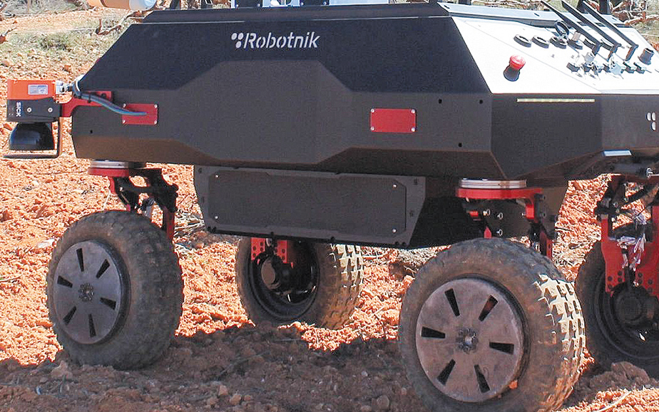 ρομπότ-στην-υπηρεσία-των-αμπελουργών-561418207