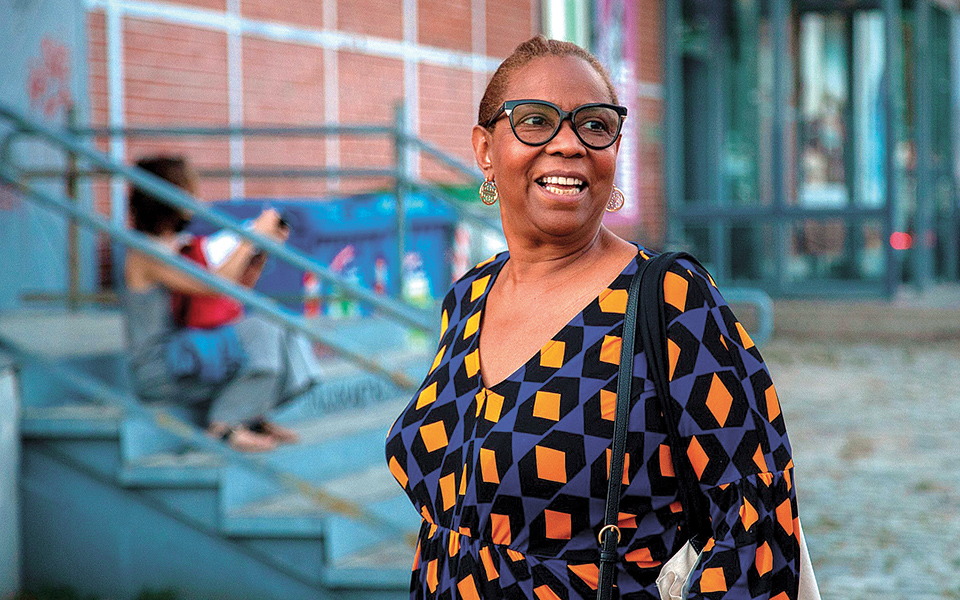 η-ιστορία-της-άγνωστης-κόρης-του-λούις-561419299