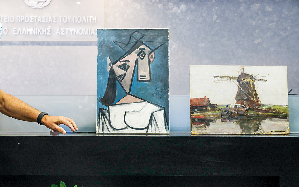 το-μυστήριο-και-το-χρονικό-της-κλοπής-561421330