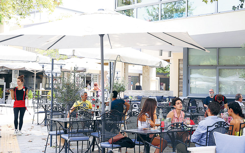 εστίαση-ζητεί-πάγωμα-εξώσεων-και-δι-561423511