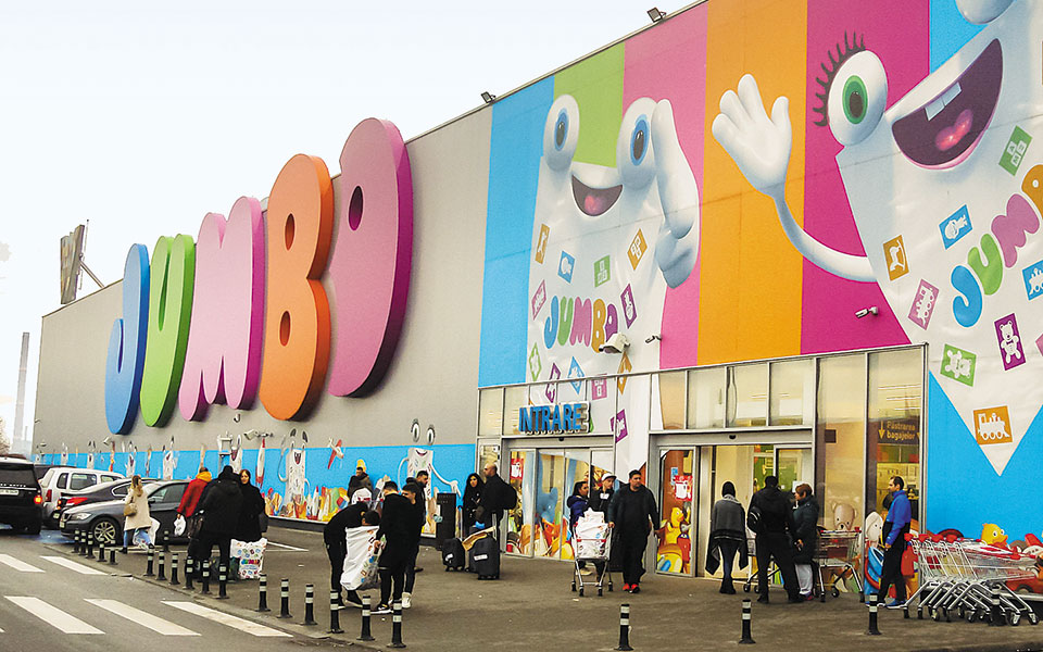 οι-αγορές-εξωτερικού-στήριξαν-την-jumbo-561424927