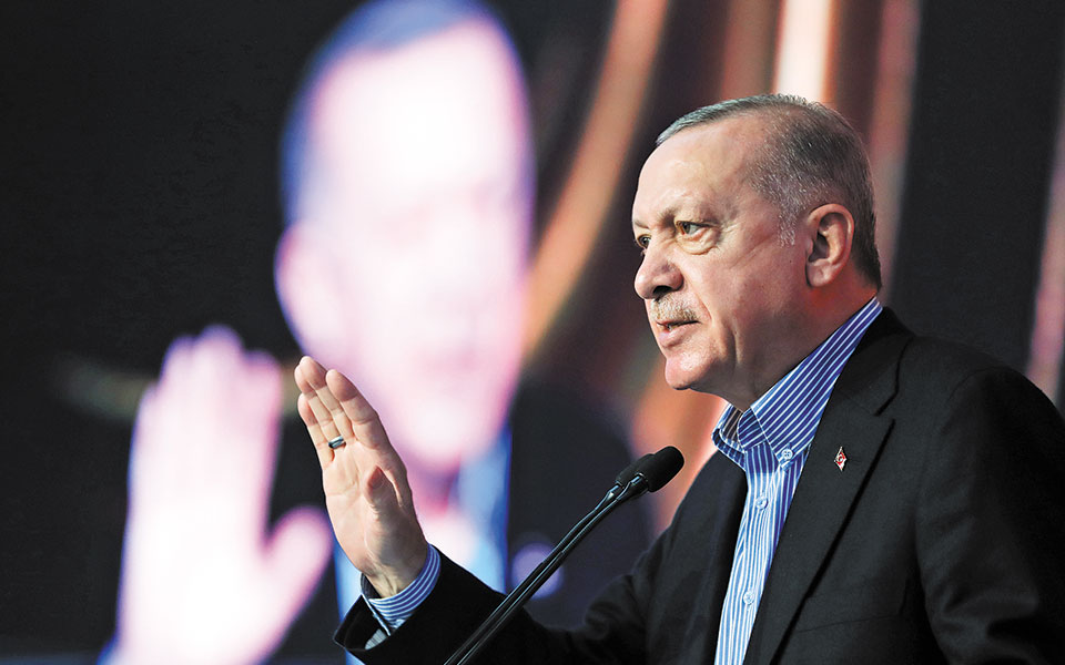 κύπρος-η-άγκυρα-ετοιμάζει-σόου-στα-κατ-561424663