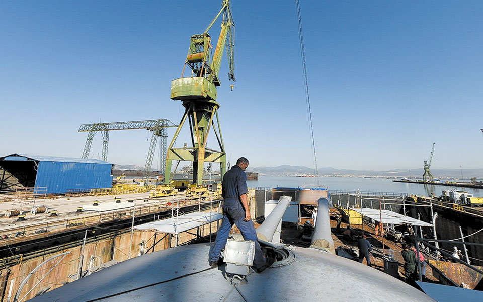 ναυπηγεία-σκαραμαγκά-στον-εφοπλιστή-561425683