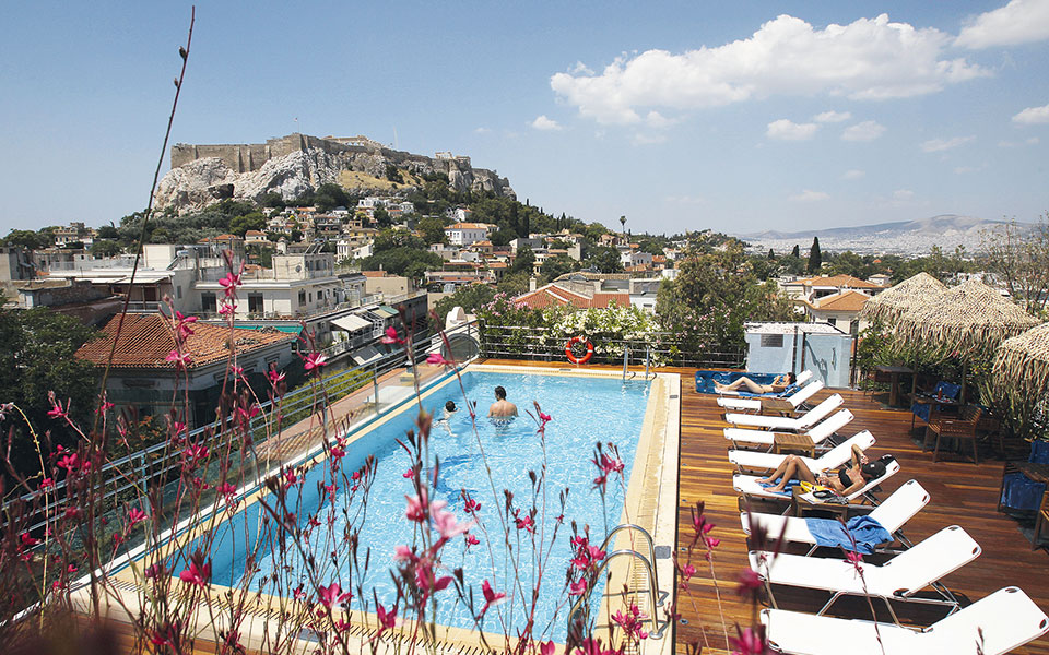 ανάπτυξη-43-το-2021-και-6-το-2022-βλέπει-η-ε-ε-για-τη-561425824