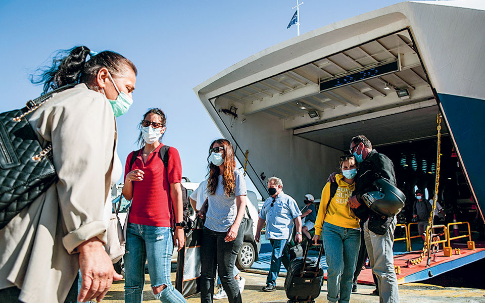 ισχυρές-συστάσεις-για-self-test-μετά-τις-διακ-561427018