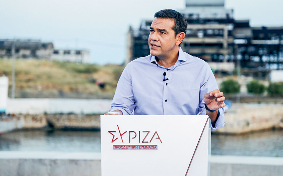 αλ-τσίπρας-ο-κ-μητσοτάκης-διχάζει-αντ-561427171