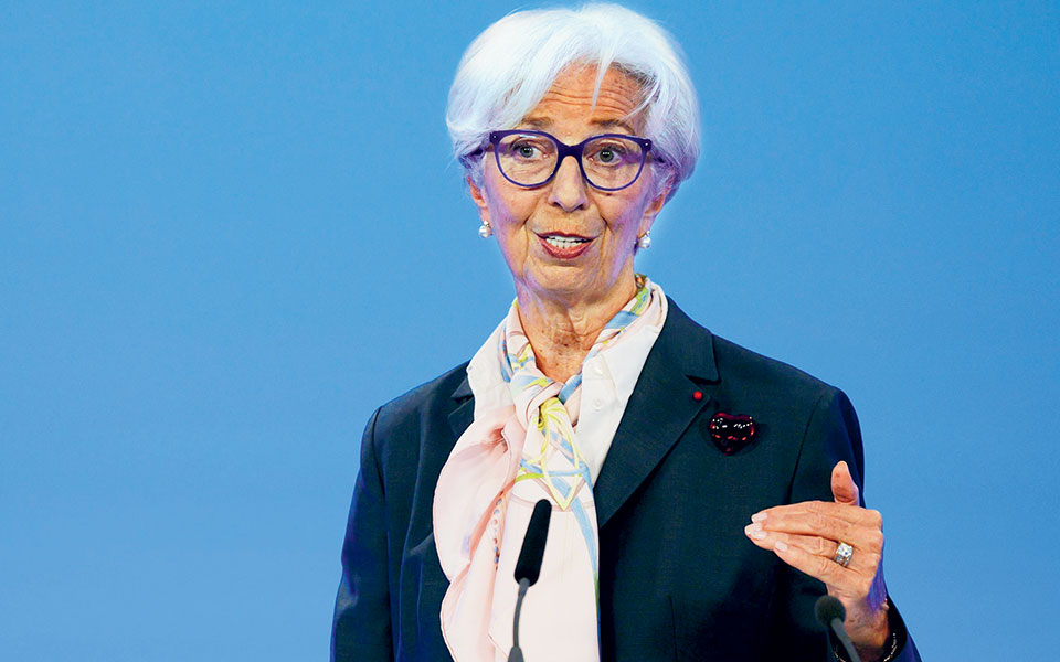 h-ekt-αύξησε-τον-στόχο-του-πληθωρισμού-561427498