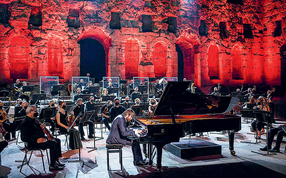 ο-λαμπερός-ντανιίλ-τρίφονοφ-πρώτη-φορ-561436438