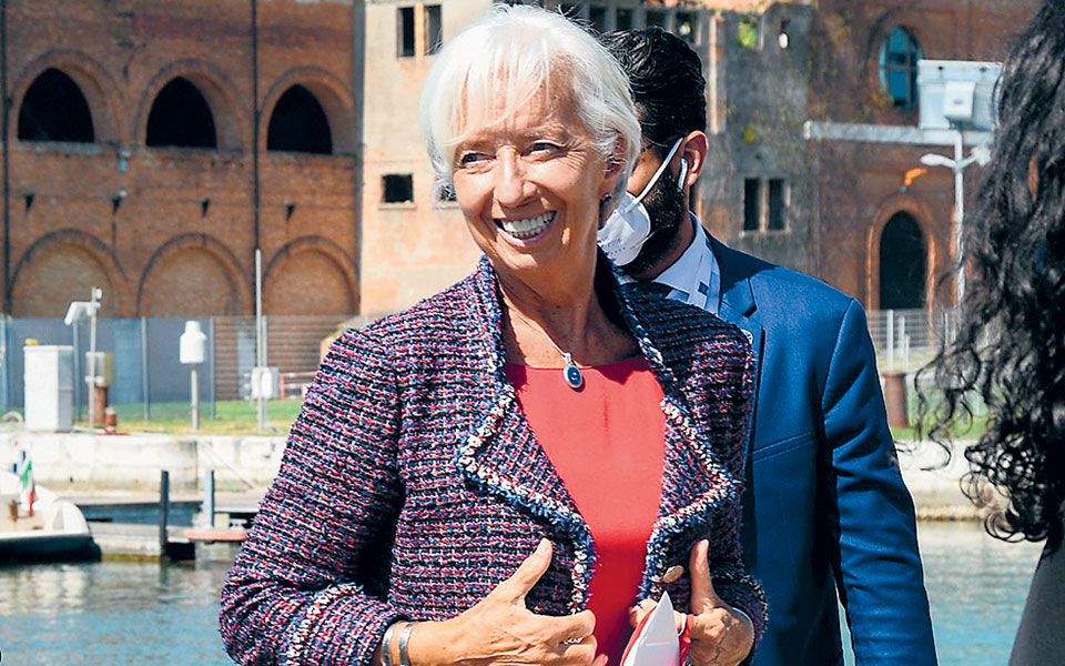 αλλαγή-πολιτικής-της-εκτ-προανήγγειλ-561431887