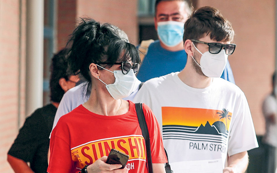 εμβολιασμός-σειρά-παίρνουν-οι-έφηβοι-561431320