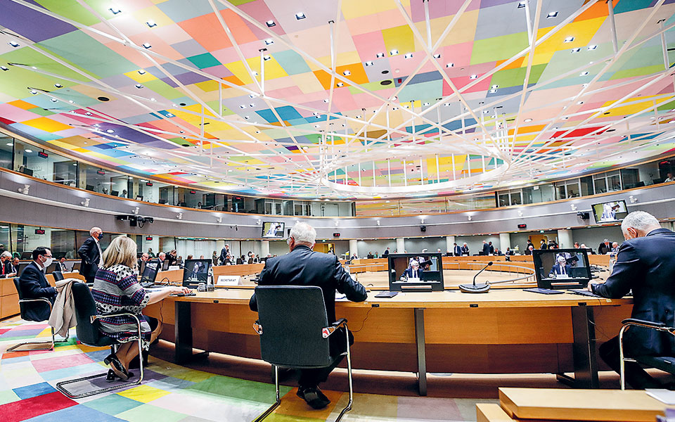 μήνυμα-ε-ε-στην-άγκυρα-για-τα-βαρώσια-561431338