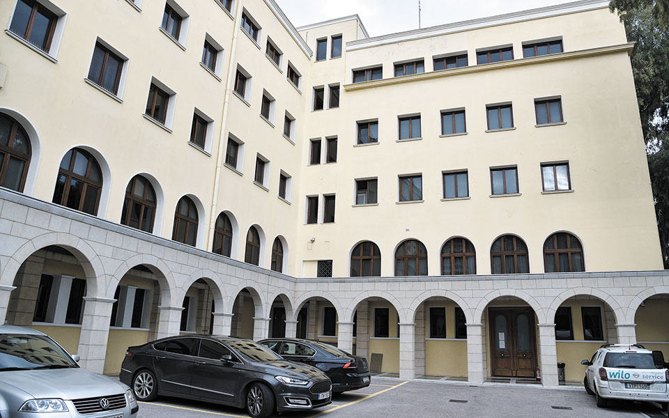 δισ-για-εμβολιασμό-στο-περιθώριο-οι-π-561432490