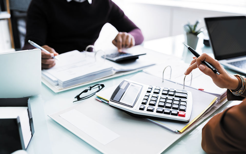 σε-36-άτοκες-ή-72-έντοκες-δόσεις-τα-χρέη-της-561434005