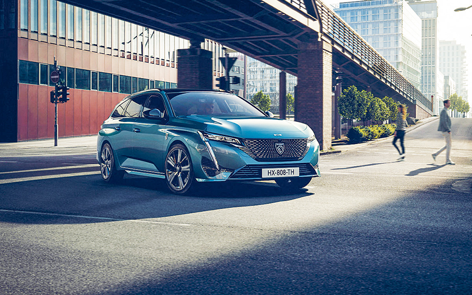 εξηλεκτρίστηκε-το-70-των-peugeot-το-2021-561437380