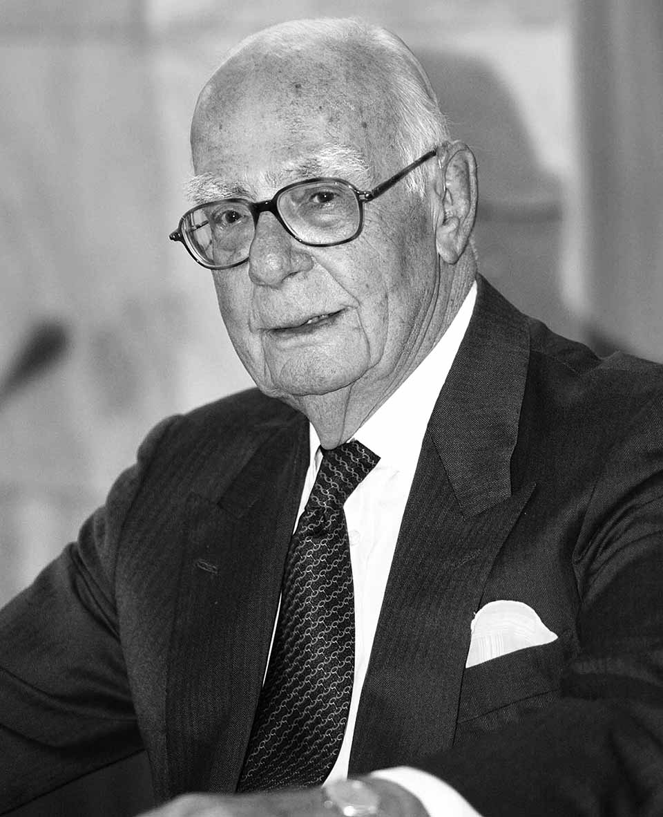 Οταν ο τέως βασιλιάς συνωμοτούσε για την «εξουδετέρωση του Καραμανλή»-2