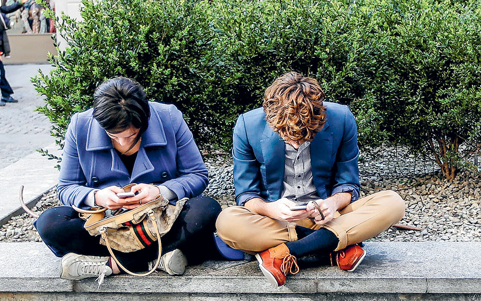 φθηνότερα-τα-δεδομένα-κινητής-τηλεφω-561437002