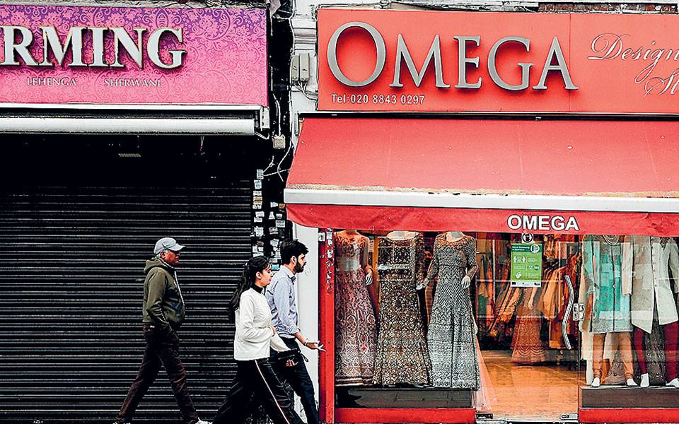 φόβοι-για-τσουνάμι-πτωχεύσεων-στη-β-561436888