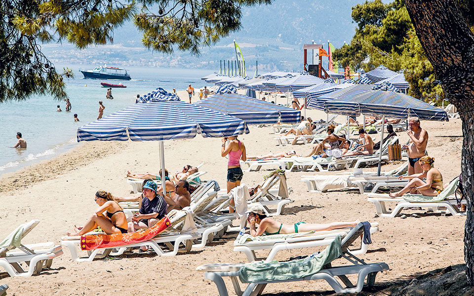 συναγερμός-στην-τουριστική-αγορά-561436858