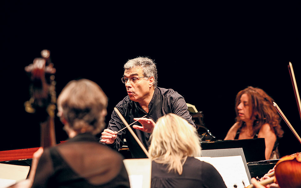 οι-δεν-είμαστε-ζουλού-ανεβαίνουν-στ-561436930