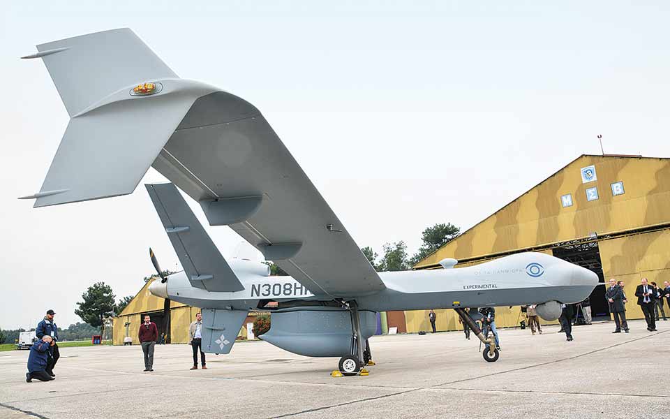 ο-ντέιβ-ντεπτιούλα-στην-κ-τα-drones-αλλάζο-561437497