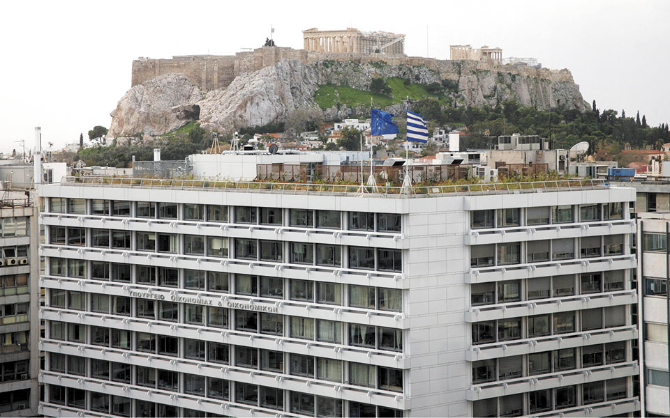 παγωμένες-επιταγές-ωρολογιακή-βόμ-561442123