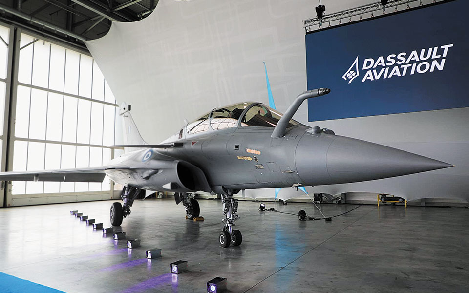 παραλαβή-του-πρώτου-μαχητικού-ραφάλ-τ-561441745