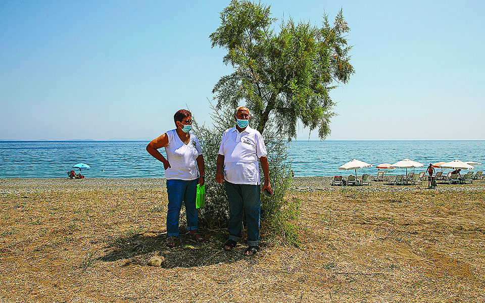 Εμβολιασμός: Ακολουθώντας την «Επιχείρηση Ελευθερία» στο χωριό-4
