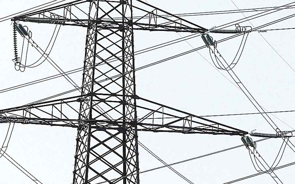 φωτιά-στη-σταμάτα-σε-επιφυλακή-ο-αδμηε-561449179