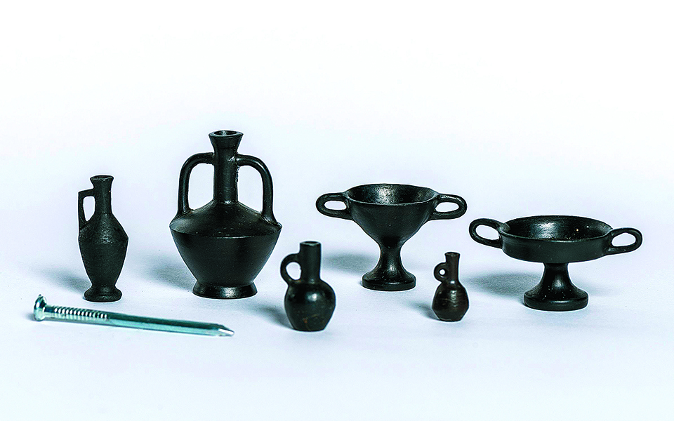 Ο κόσμος της κεραμικής σε μια εντυπωσιακή έκθεση στην Ελληνοαμερικανική Ενωση-2