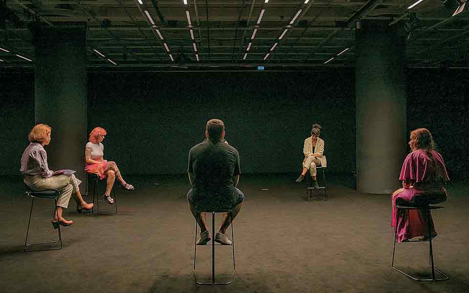 στερεότυπα-για-το-σώμα-κακόβουλα-σχόλ-561451096