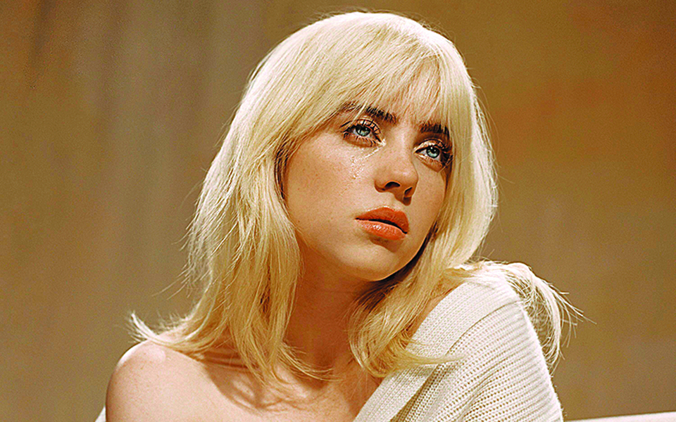 η-μπίλι-αϊλις-μεγαλώνει-και-γίνεται-πι-561452638