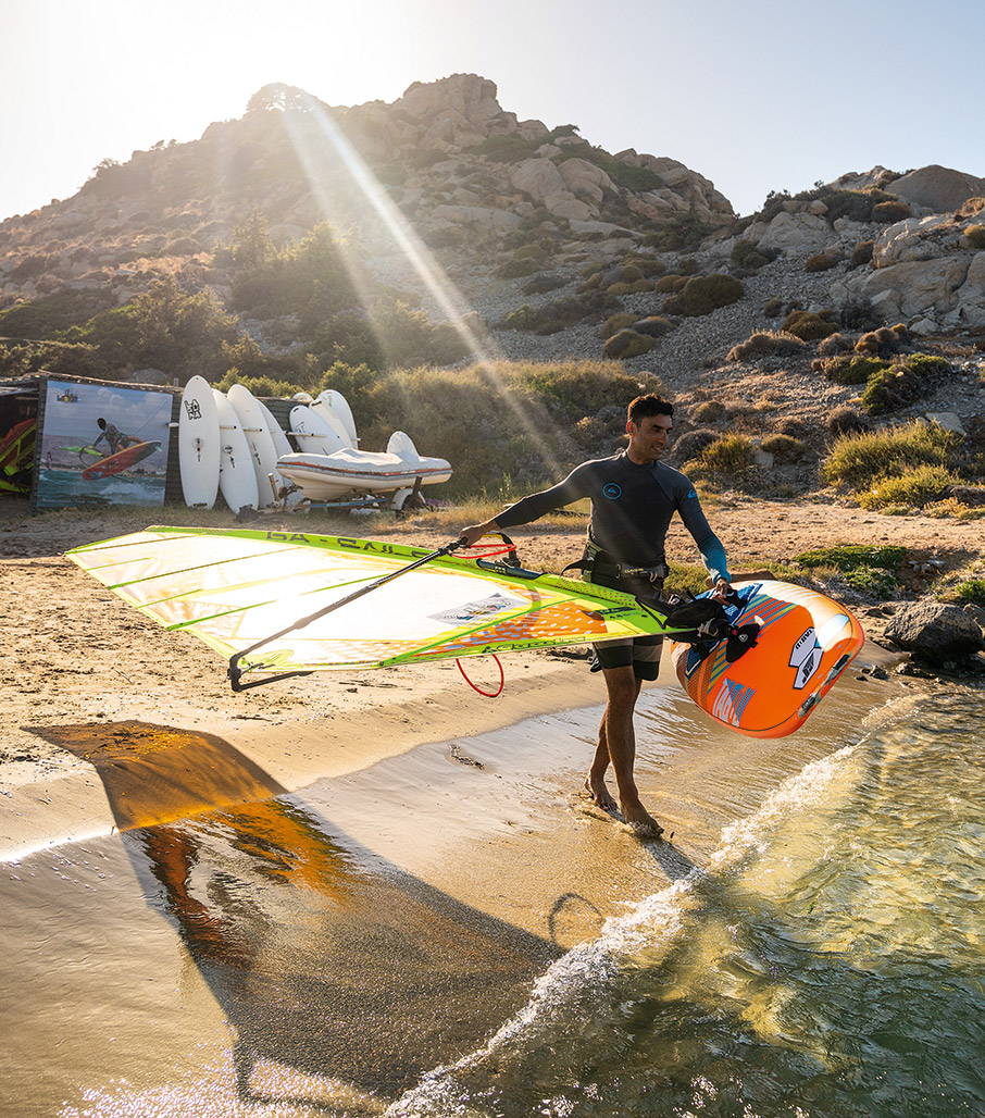 Νάξος: Παιχνίδια στον ήλιο-2