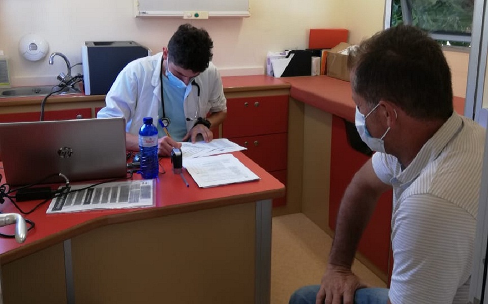 Εμβόλια Covid: Τα ορεινά χωριά της Στερεάς Ελλάδας όπου άρχισαν επί τόπου εμβολιασμοί (εικόνες)-3