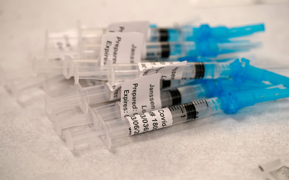 σκέρτσος-ο-εμβολιασμός-έχει-μειώσει-α-561446257