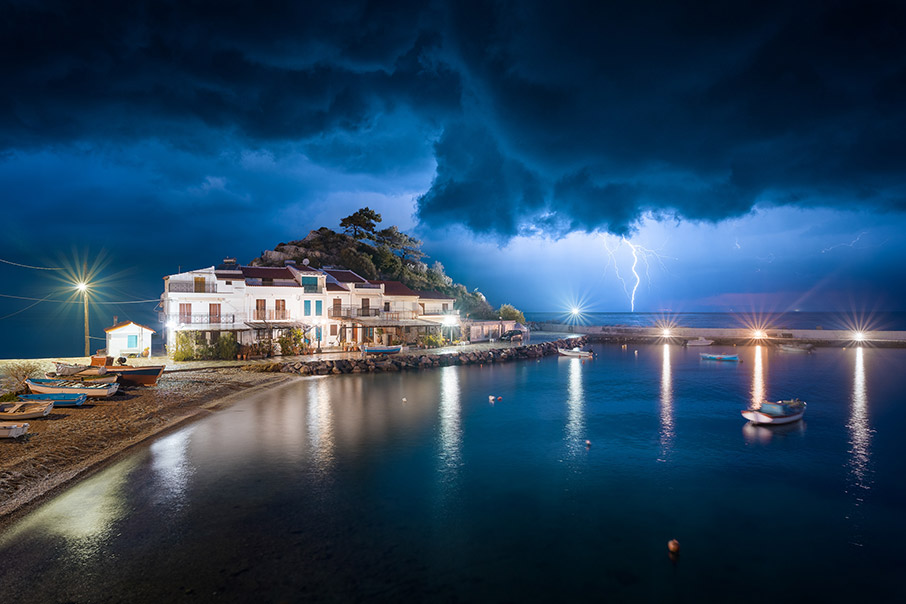 «Κυνηγώντας» τον καιρό -1