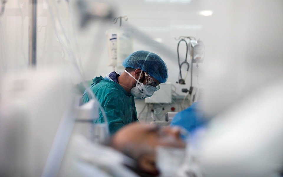 κορωνοϊός-2-562-νέα-κρούσματα-7-θάνατοι-124-δι-561437272