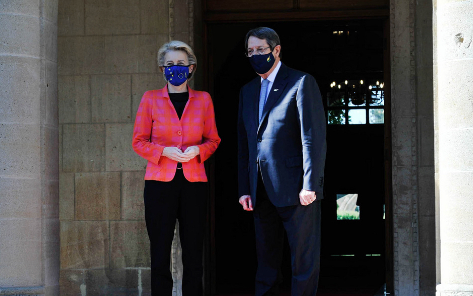 φον-ντερ-λάιεν-δε-θα-δεχθούμε-ποτέ-λύσ-561426214