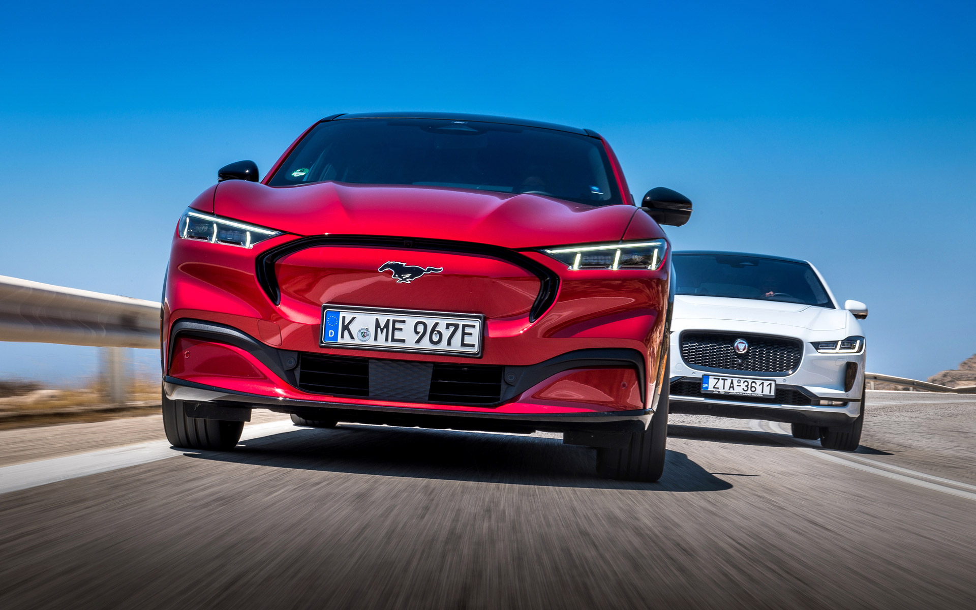 συγκρίνουμε-την-ηλεκτρική-mustang-mach-e-με-την-επ-561448933