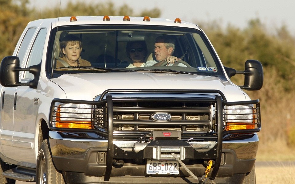 Άγκελα Μέρκελ: Τα τετ-α-τετ με τέσσερις Αμερικανούς προέδρους (εικόνες)-2