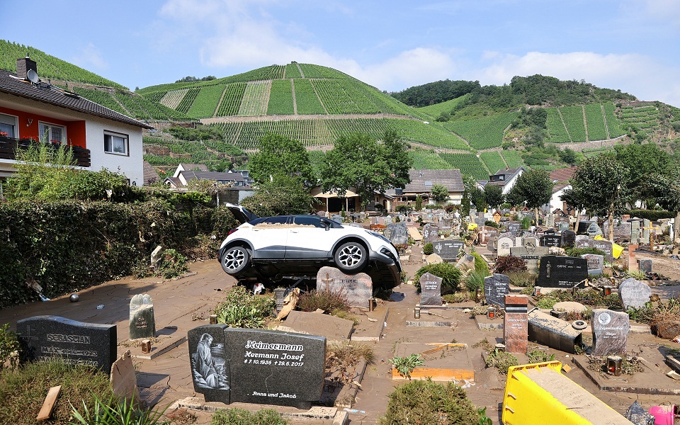 πλημμύρες-στη-γερμανία-τουλάχιστον-141-561437458