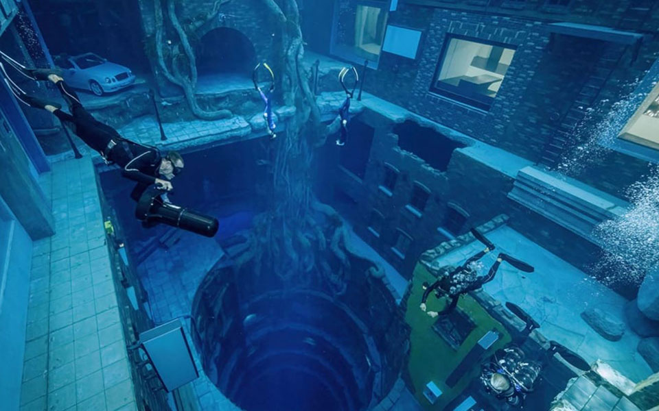 ντουμπάι-η-μεγαλύτερη-και-βαθύτερη-πι-561429862