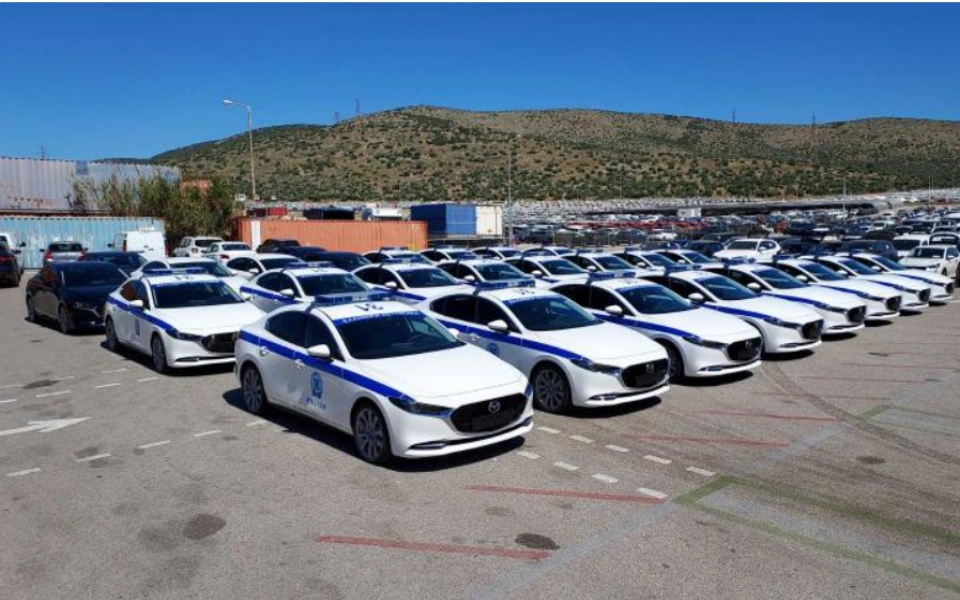ολυμπία-οδός-δωρεά-32-περιπολικών-στην-561433753