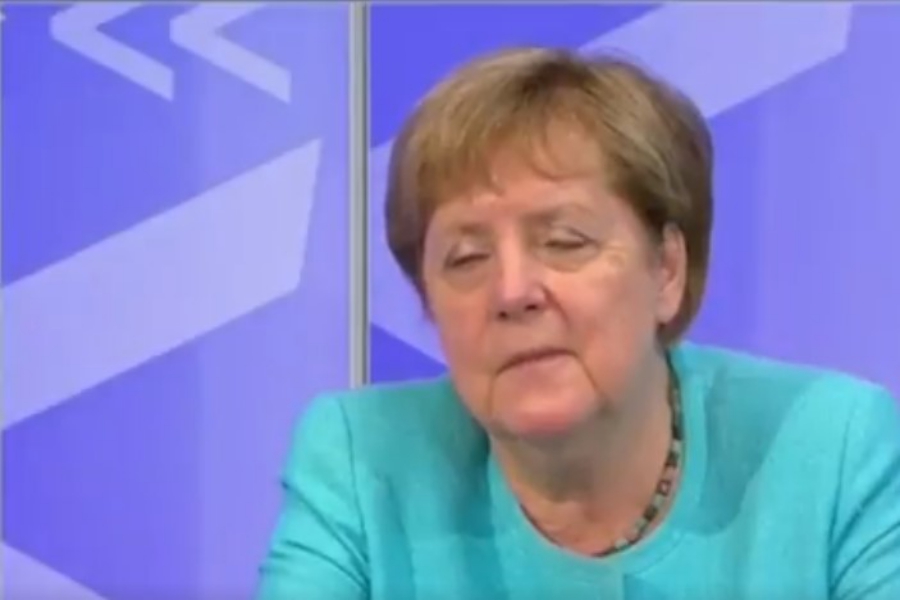 μέρκελ-σχεδόν-αποκοιμήθηκε-σε-ζωνταν-561435727