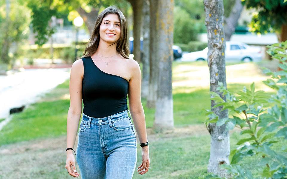 σοφία-ζωή-βάγια-19-866-μόρια-και-πολλά-όνειρ-561452851