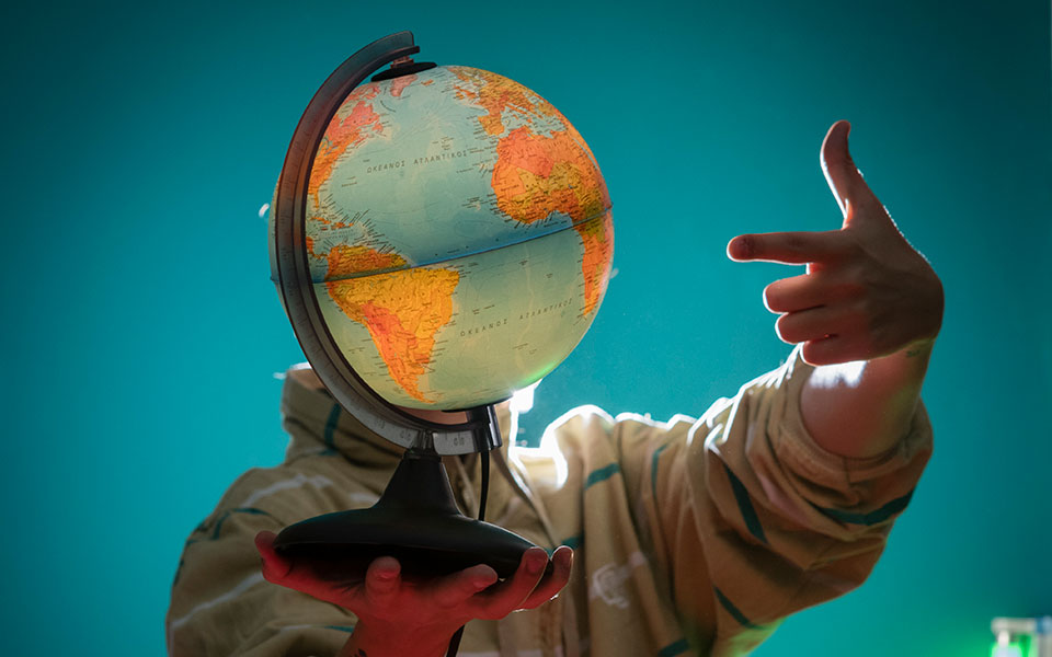 πού-πέφτει-το-τουβαλού-561438508