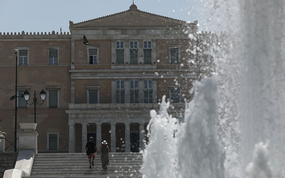 δήμος-αθηναίων-ανοίγουν-τρεις-κλιματ-561431011