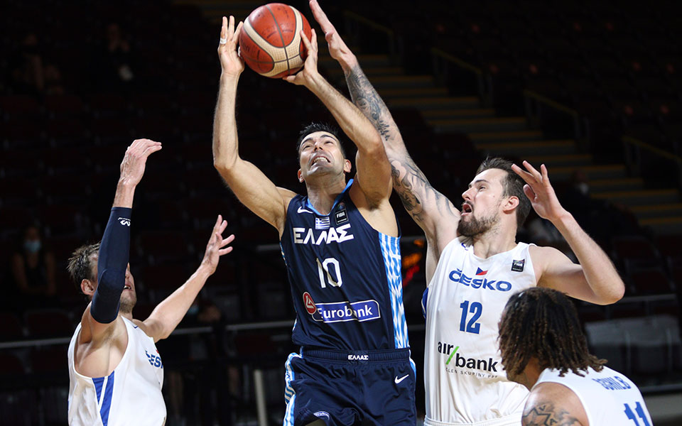 βαριά-ήττα-και-αποκλεισμός-για-την-εθν-561422359