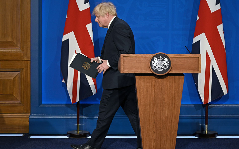 μπόρις-τζόνσον-η-άρση-μέτρων-θα-λειτου-561431068