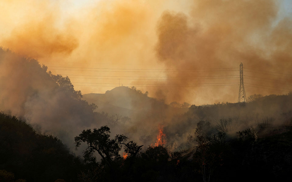 καλιφόρνια-μάχη-για-να-τεθούν-υπό-έλεγ-561420562