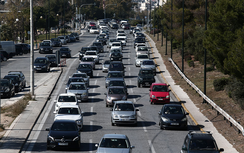 αύξηση-403-τον-ιούνιο-στις-πωλήσεις-αυτο-561427687